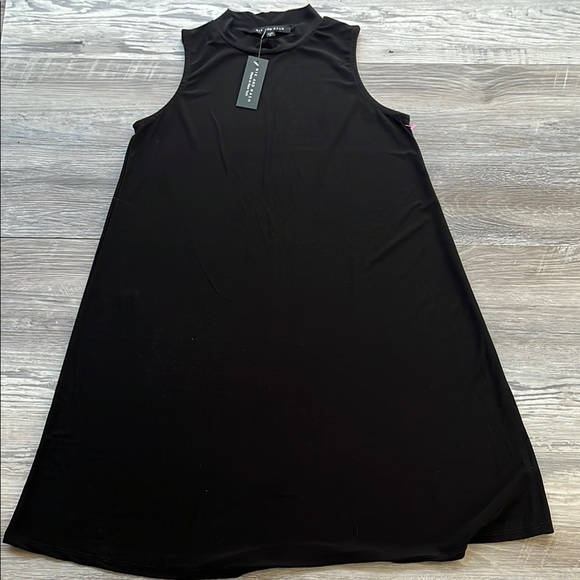 Nik and Nash Black Sleeveless Dress new with tag - Picture 1 of 5